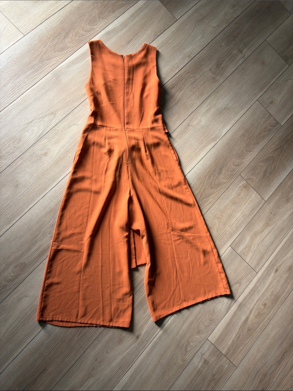 Everly Sleeveless Wide-Leg Jumpsuit in Rust Orange with Self-Tie Waist - Picture 3 of 3